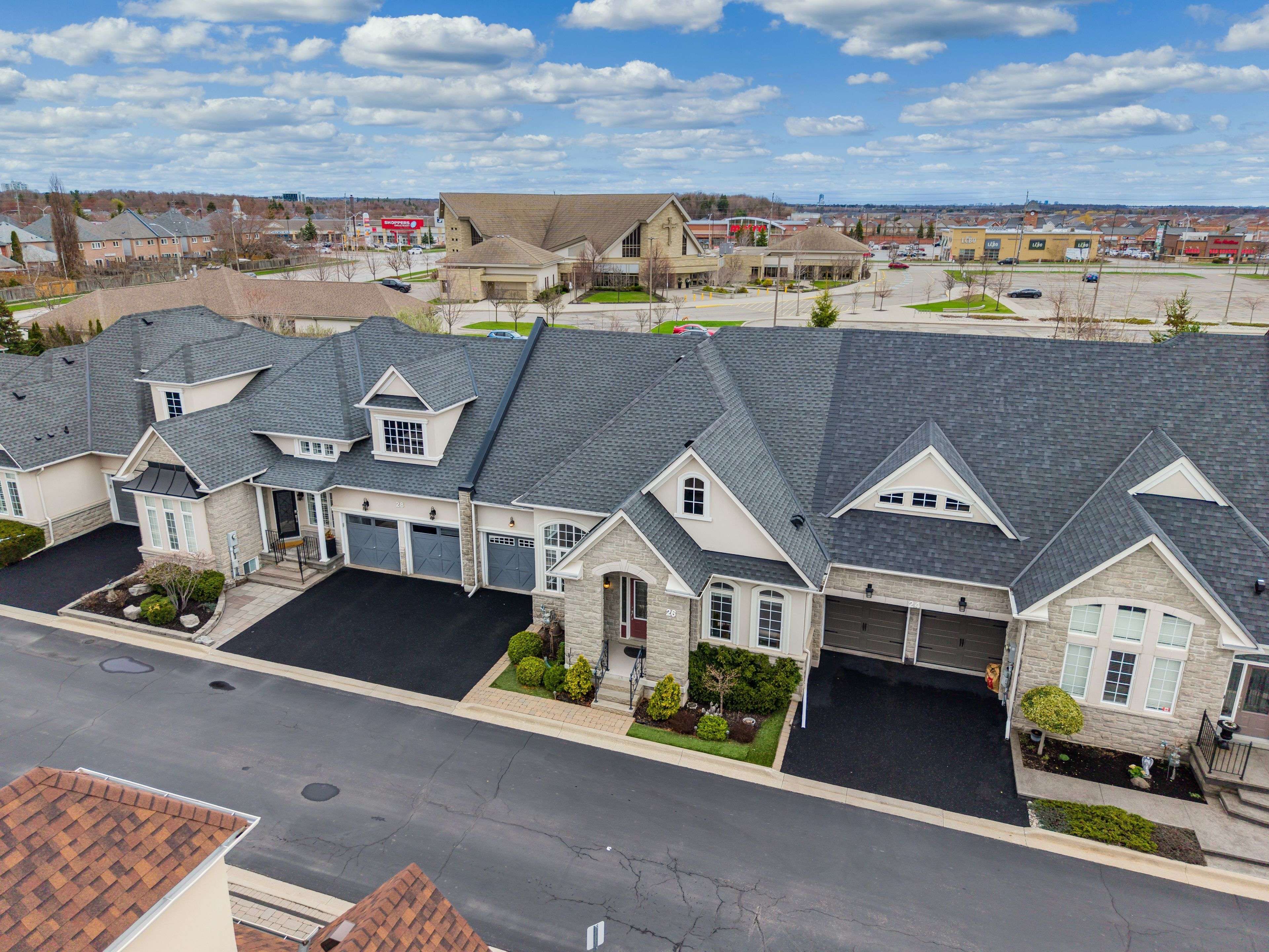 26 Garrison SQ, Halton Hills, ON L7G 0B9