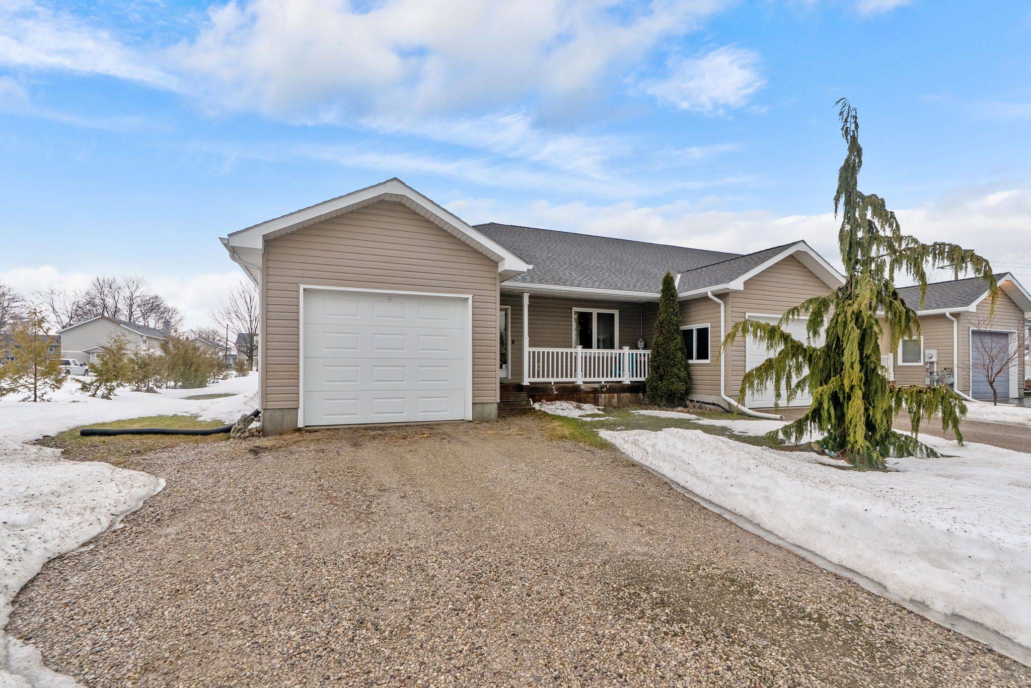 184 Toronto BLVD, Huron East, ON N0M 1L0