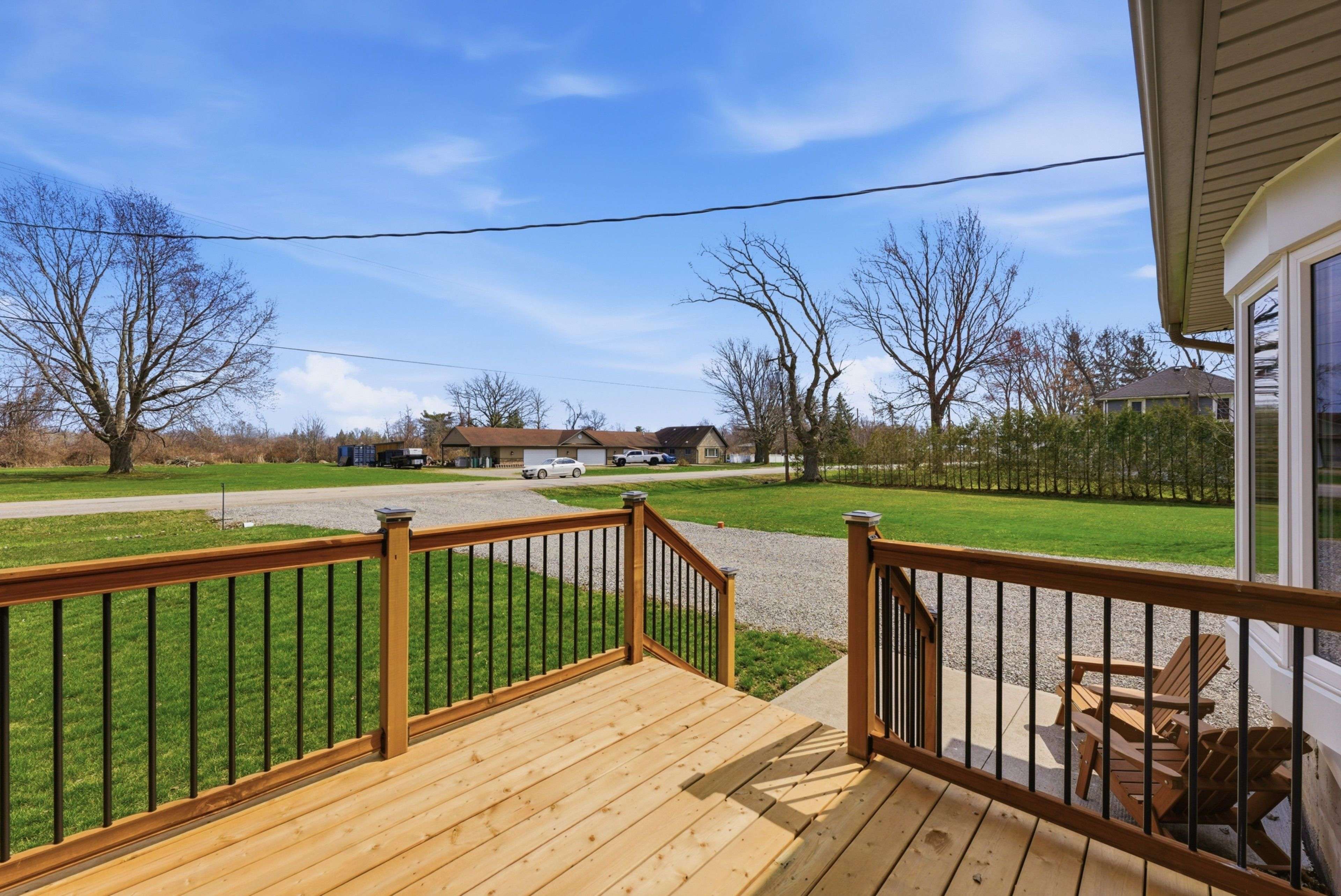 566 HOLLOWAY BAY RD, Port Colborne, ON L0S 1R0