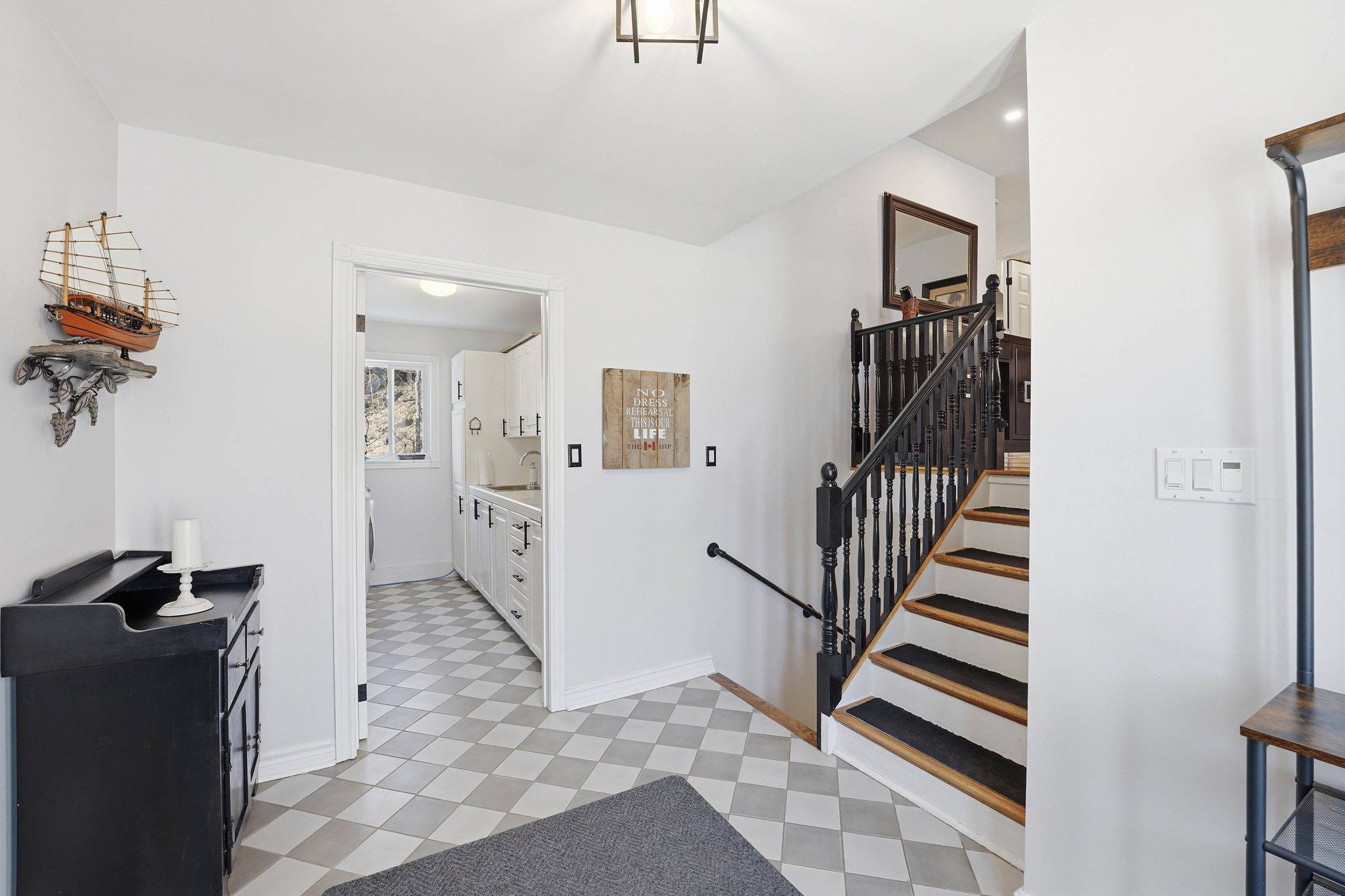 122 Gaebel RD, Bancroft, ON K0L 1C0