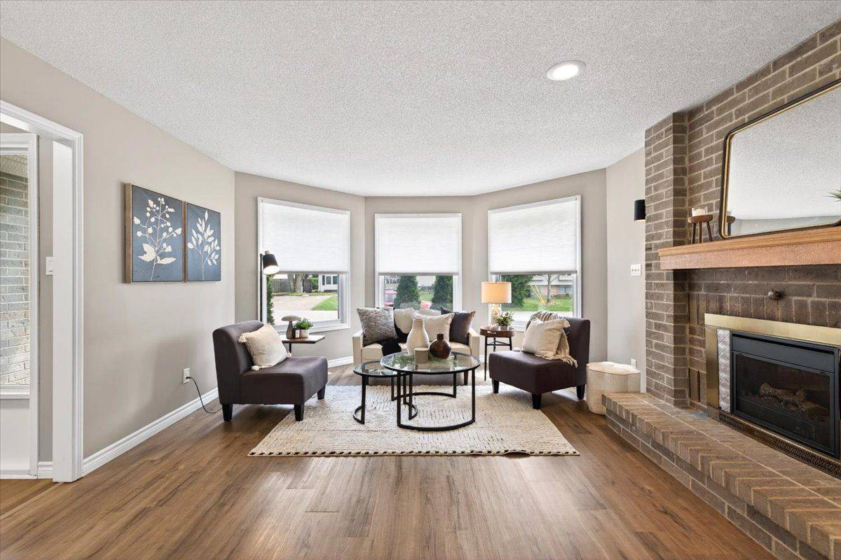 576 Helen ST, Strathroy-caradoc, ON N0L 1W0