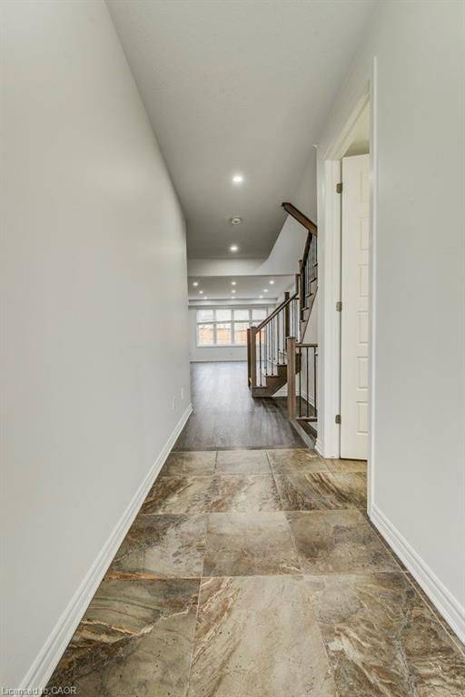 11 Compass TRL, Cambridge, ON N3E 0B7