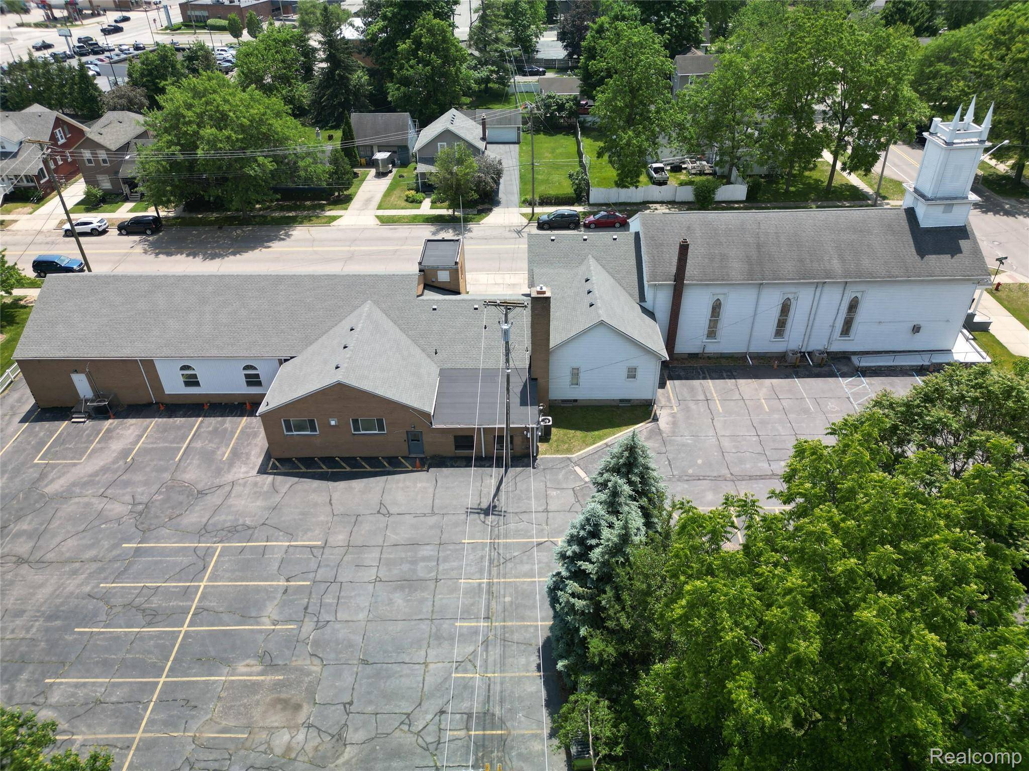 45504 CASS AVE, Utica, MI 48317