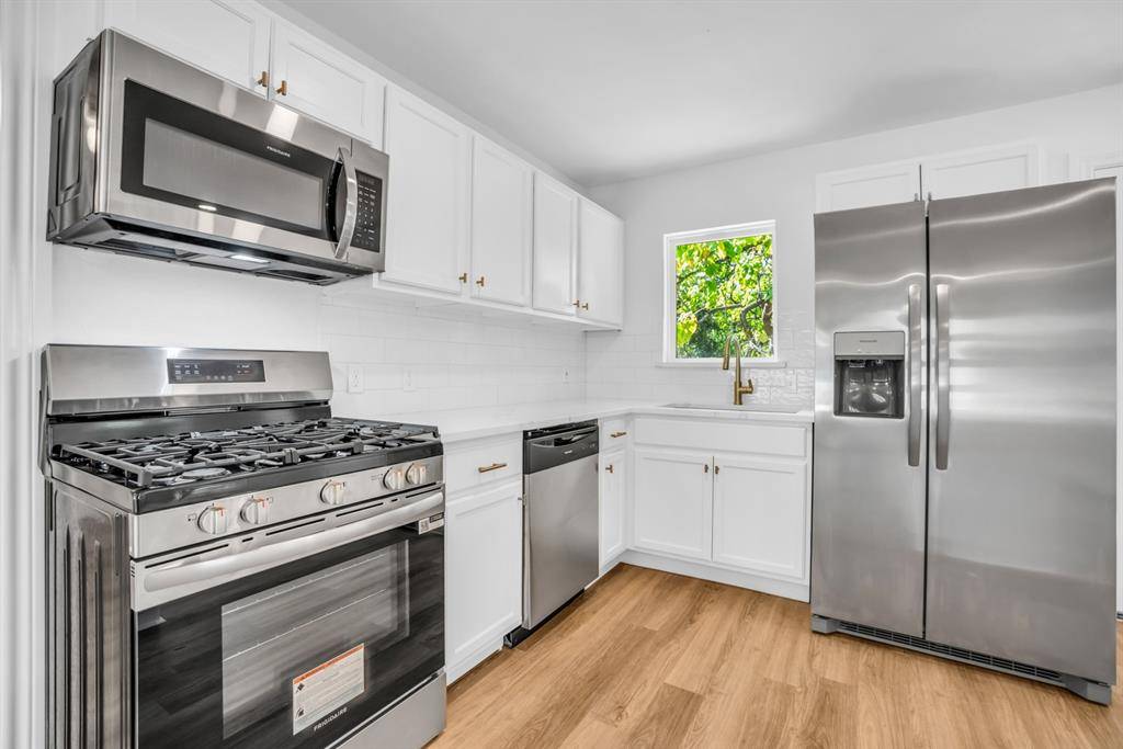 2108 Blake Avenue, Dallas, TX 75228