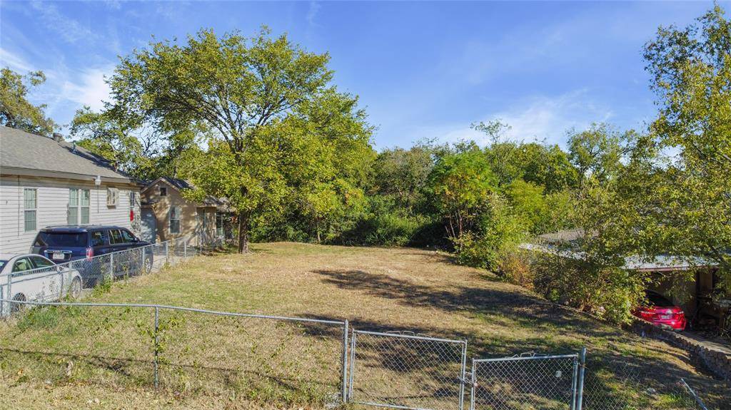 1701 Flanders Street, Dallas, TX 75208