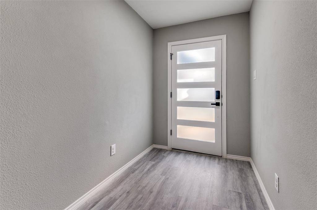 4519 Yancy Street, Dallas, TX 75216