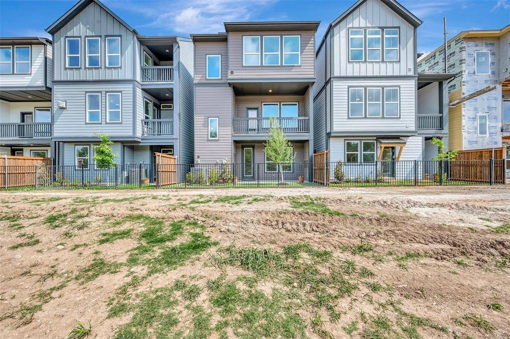 5821 Water Bridge Lane, Fort Worth, TX 76109