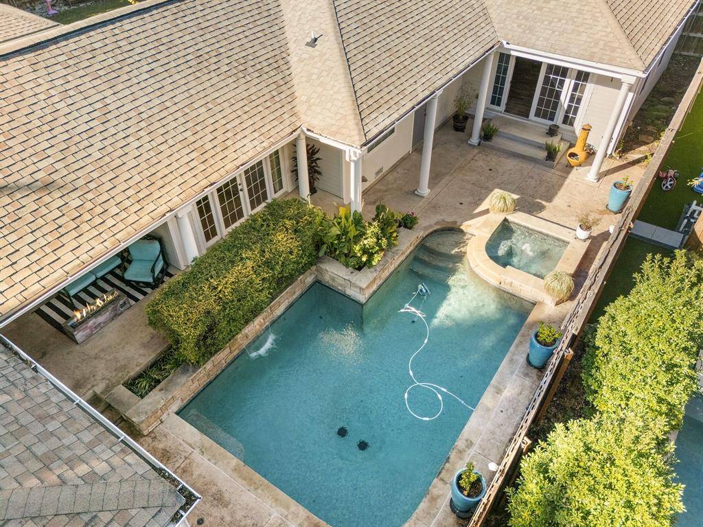 4927 W Hanover Avenue, Dallas, TX 75209