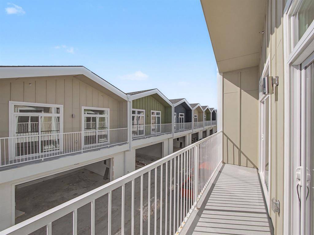 2925 Spruce Valley Lane #403, Dallas, TX 75233