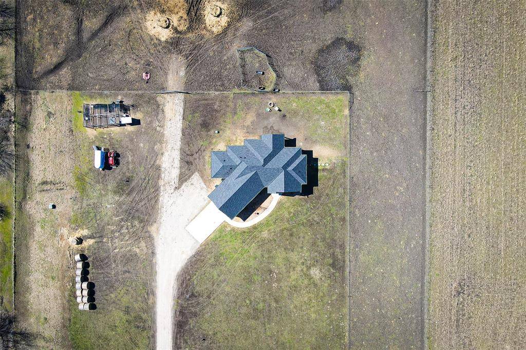 2415 Bucksnort Road, Van Alstyne, TX 75495