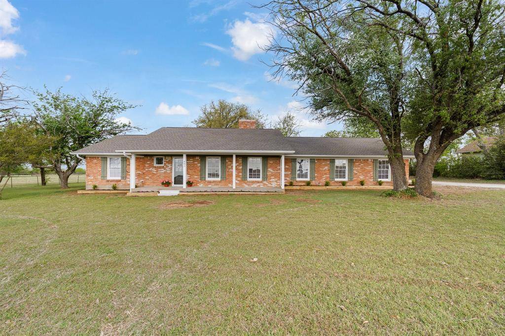 401 Edgewood Lane, Cleburne, TX 76031