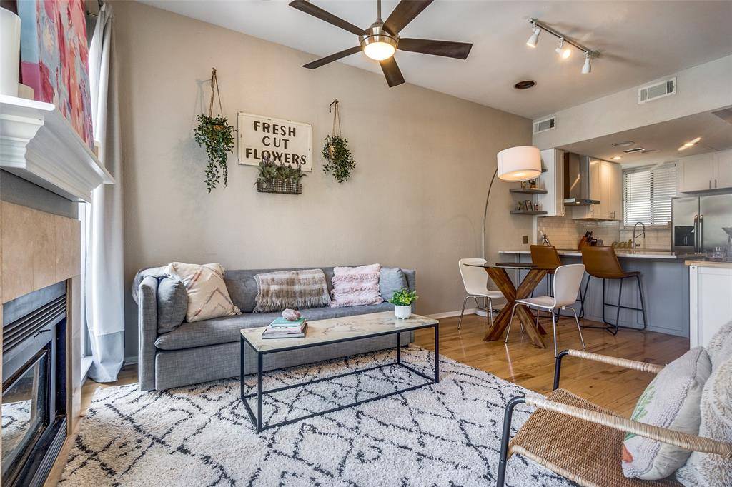 3907 Throckmorton Street #2, Dallas, TX 75219