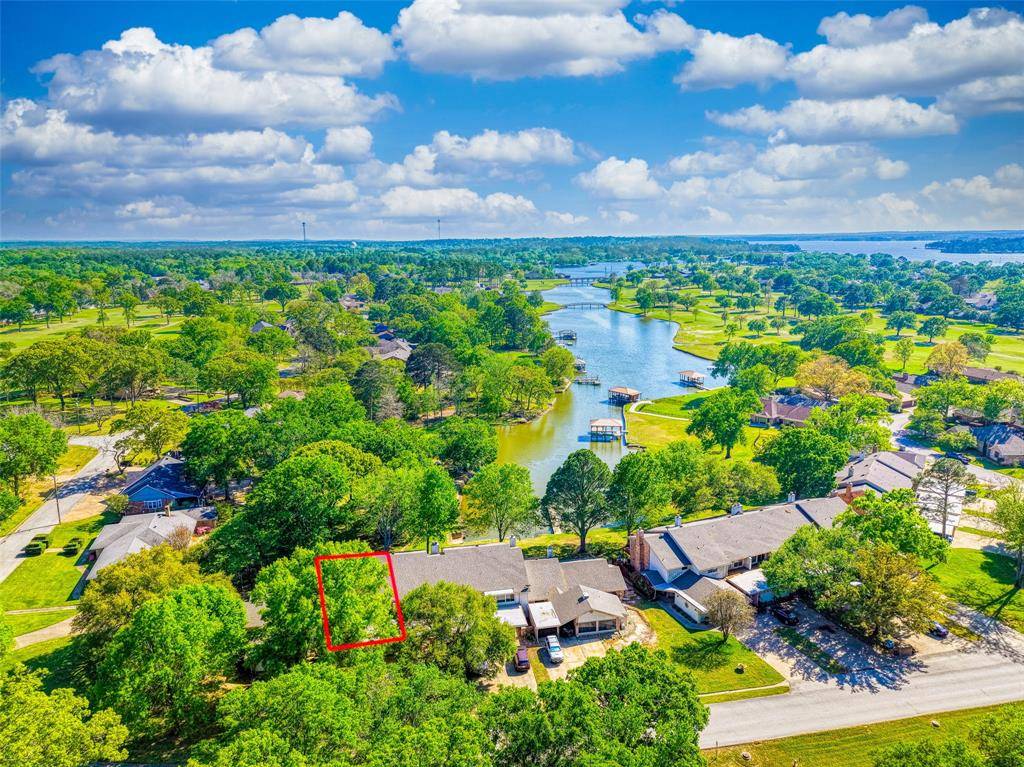 151 N Bay Drive, Bullard, TX 75757