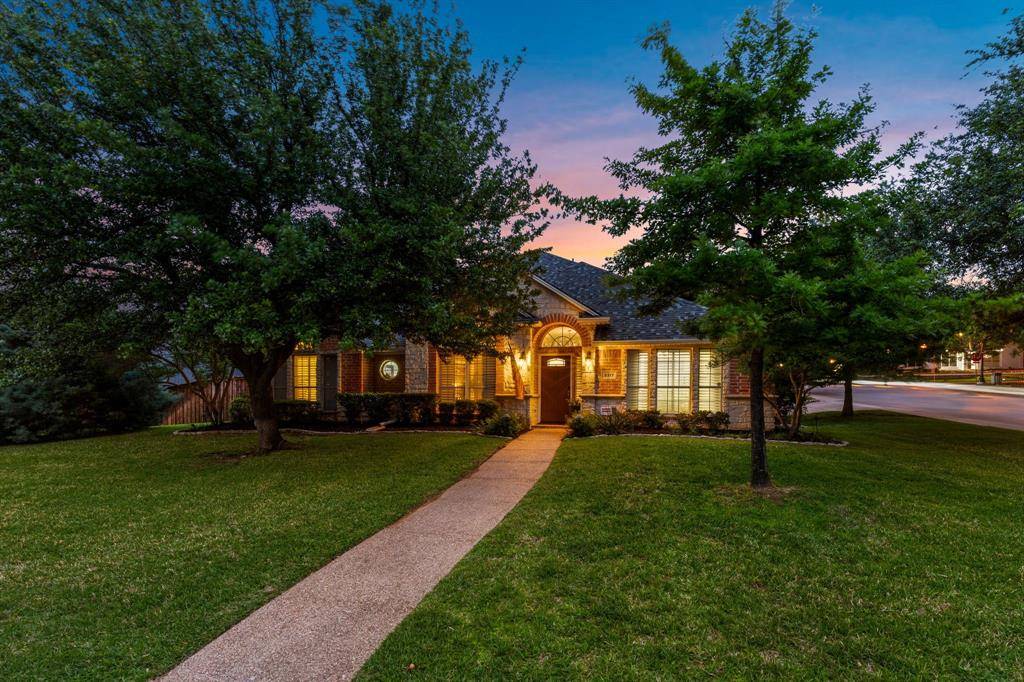3317 Stonecrest Drive, Grapevine, TX 76051