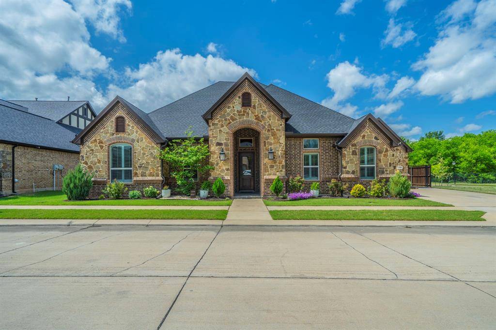 1208 Yosemite Way, Burleson, TX 76028