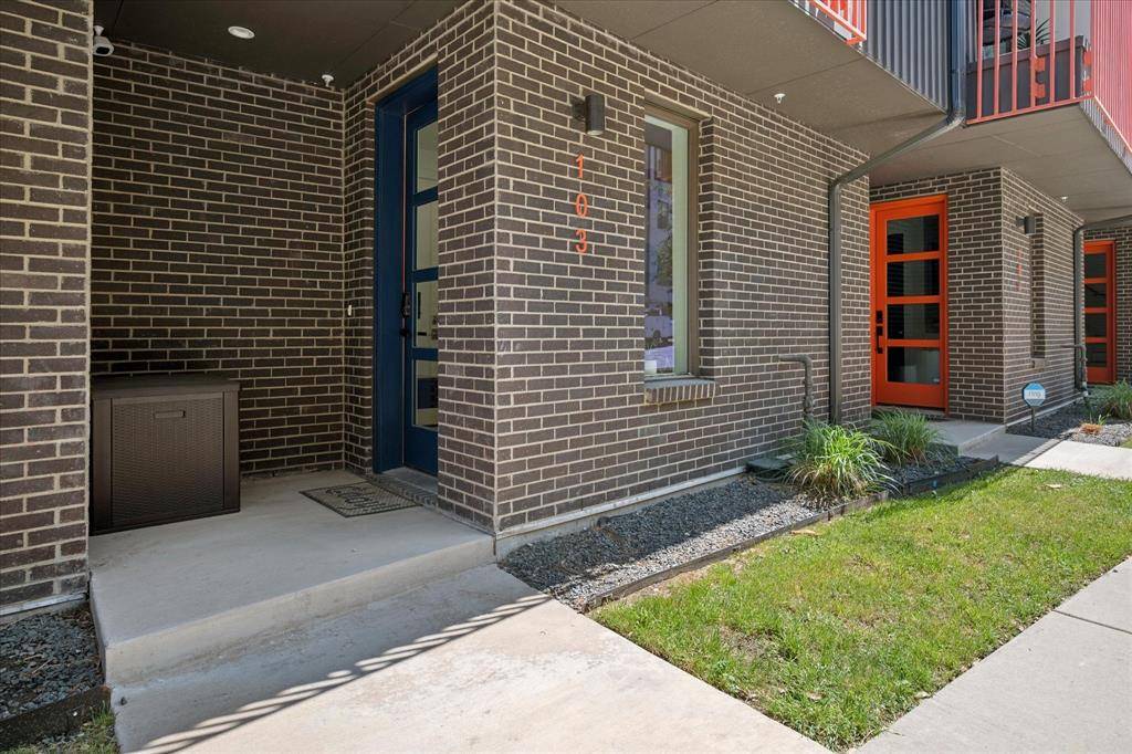 236 Melba Street #103, Dallas, TX 75208