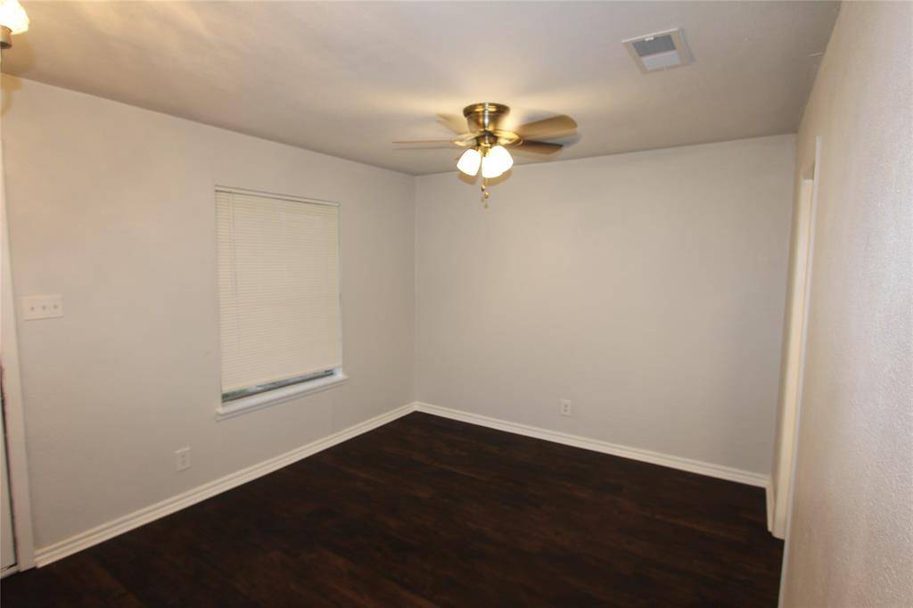 737 Holiday Drive, Sherman, TX 75090