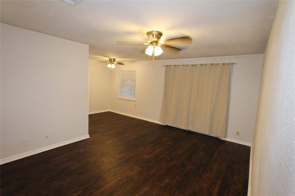 737 Holiday Drive, Sherman, TX 75090