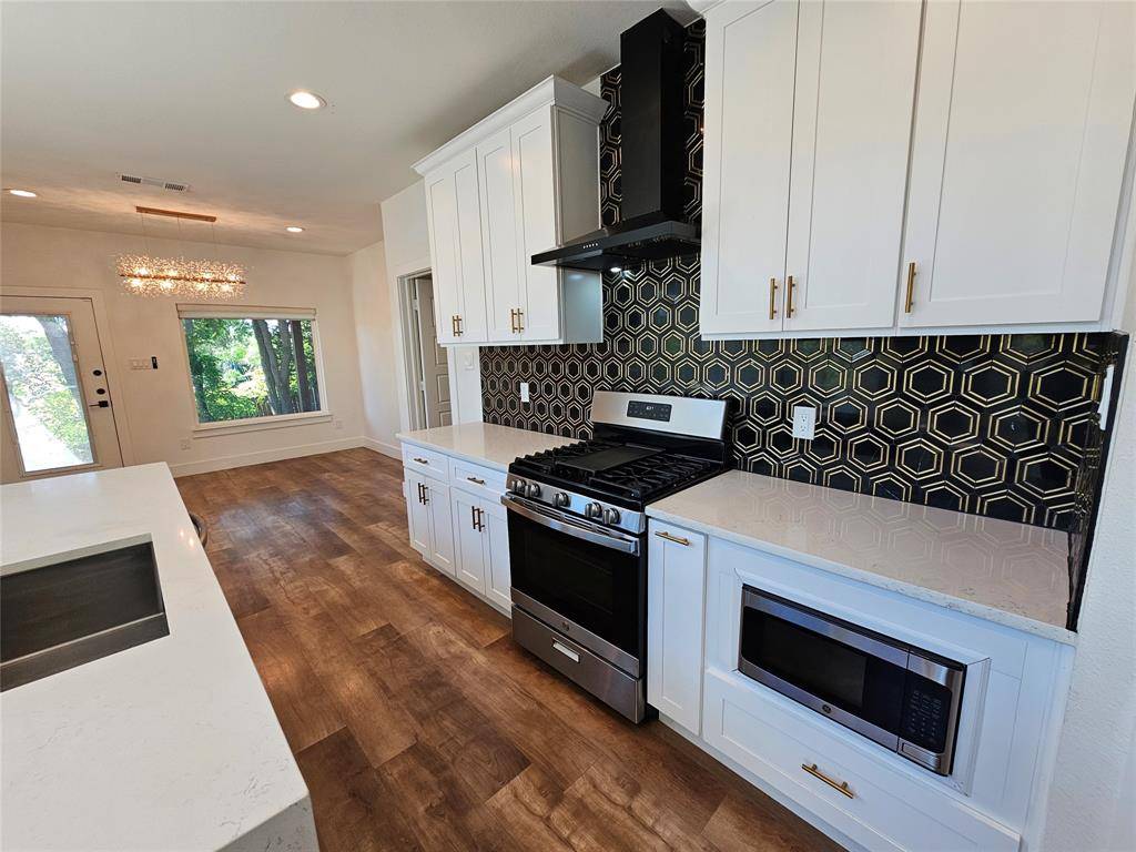 2374 Southwood Drive, Dallas, TX 75224