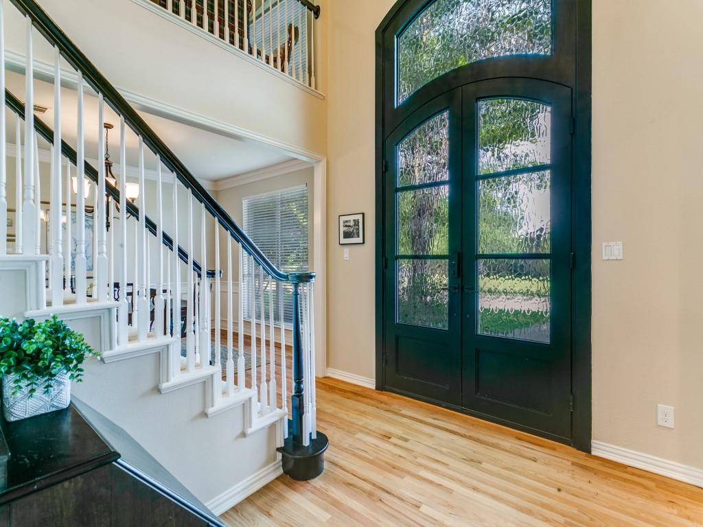 701 Lakehurst Court, Southlake, TX 76092