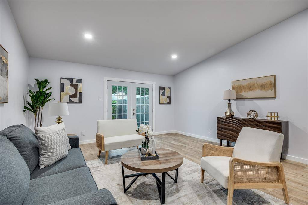 2822 Teakwood Drive, Garland, TX 75044