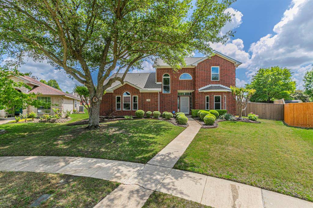 734 Dillard Circle, Cedar Hill, TX 75104