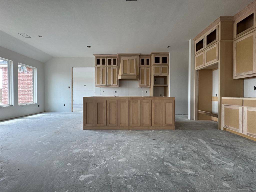 105 Prairie Wolf, Godley, TX 76044