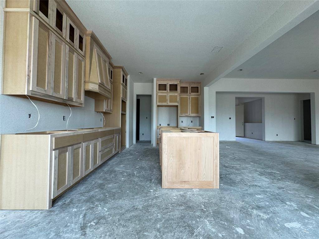 105 Prairie Wolf, Godley, TX 76044