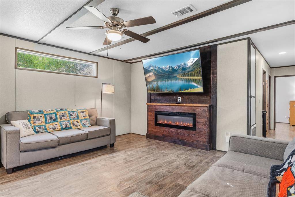 277 RS COUNTY ROAD 4235, Emory, TX 75440