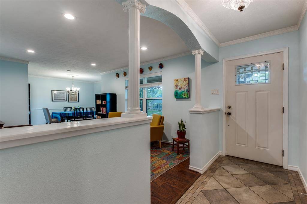 10946 Ridgemeadow Drive, Dallas, TX 75218