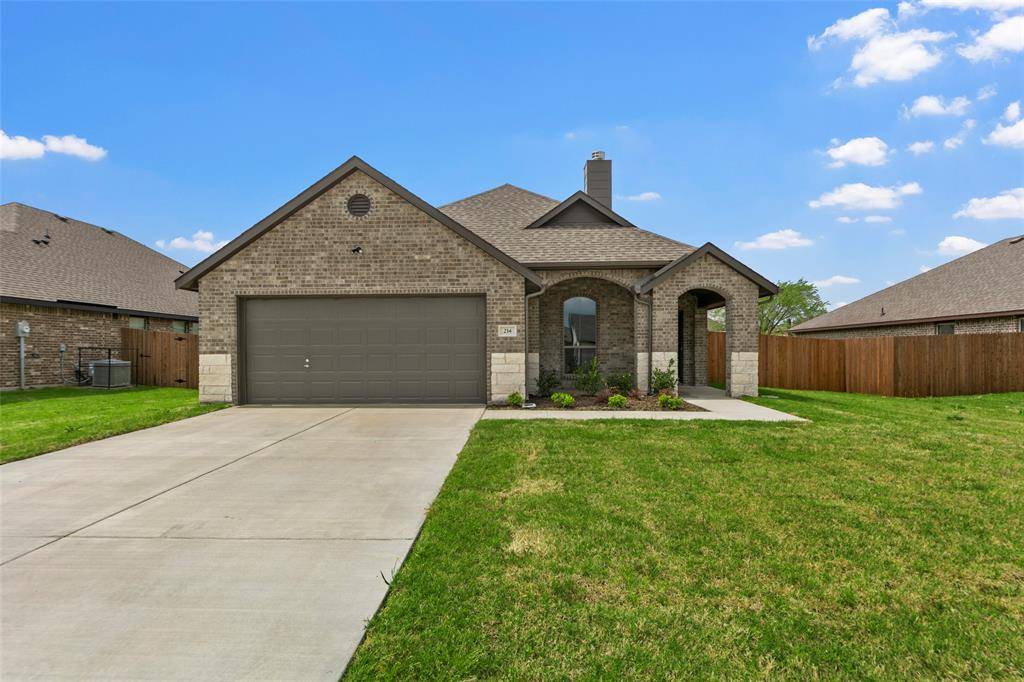 214 PENNINGTON Road, Josephine, TX 75173