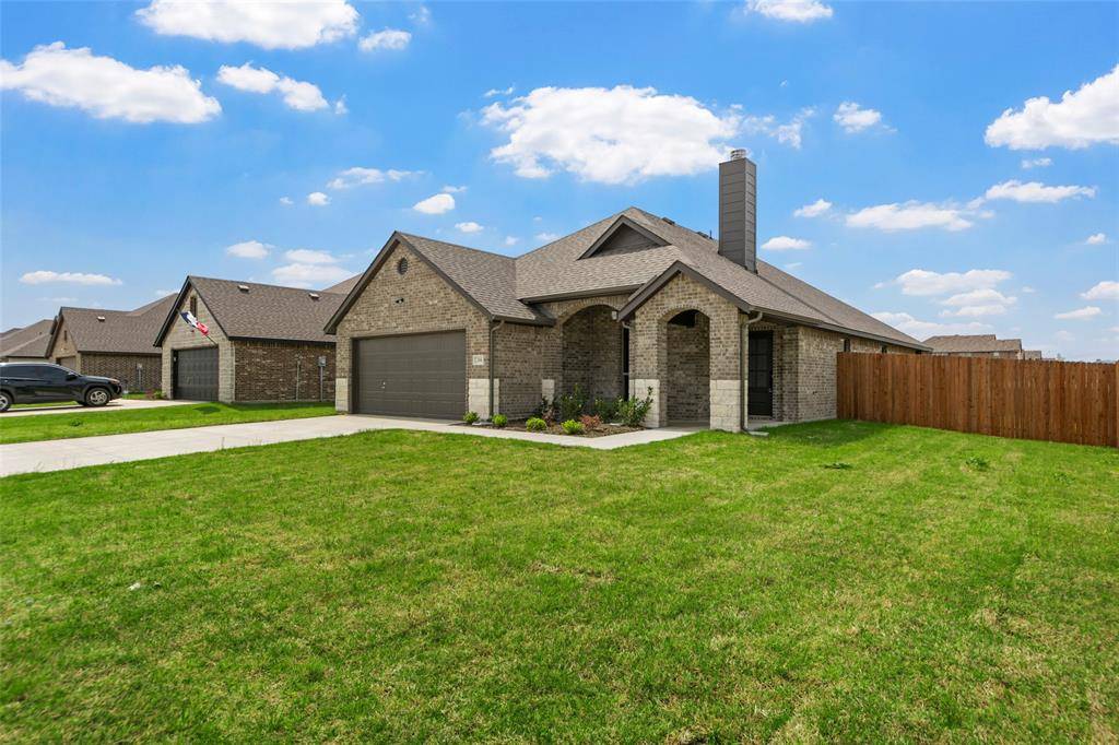 214 PENNINGTON Road, Josephine, TX 75173