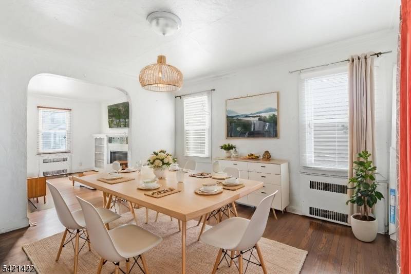 327 Field Pl, Hillside Twp., NJ 07205