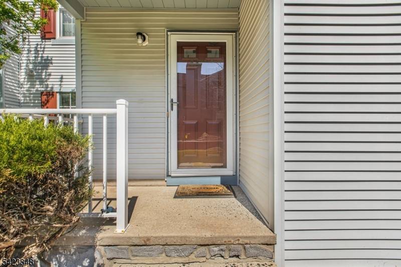 2204 Vroom Dr, Bridgewater Twp., NJ 08807