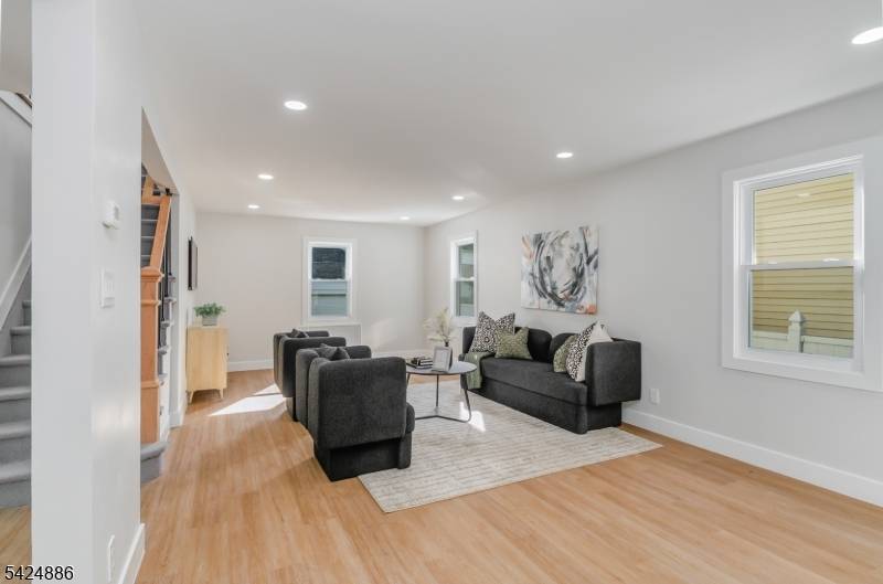 148-150 Hansbury Ave, Newark City, NJ 07112