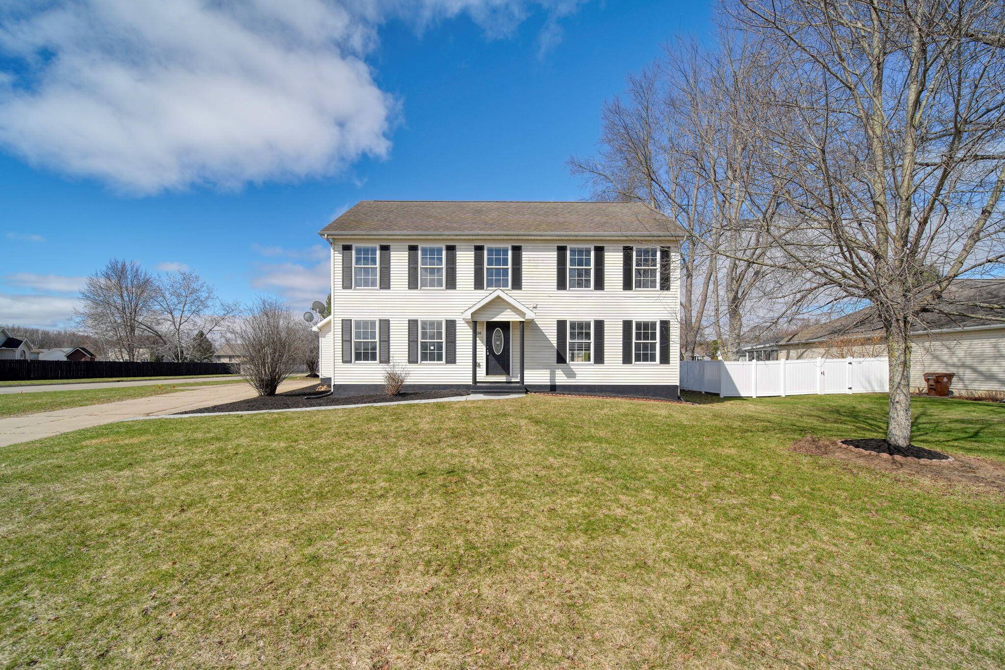 4834 Sir Austin DR, Blackman Twp, MI 49201