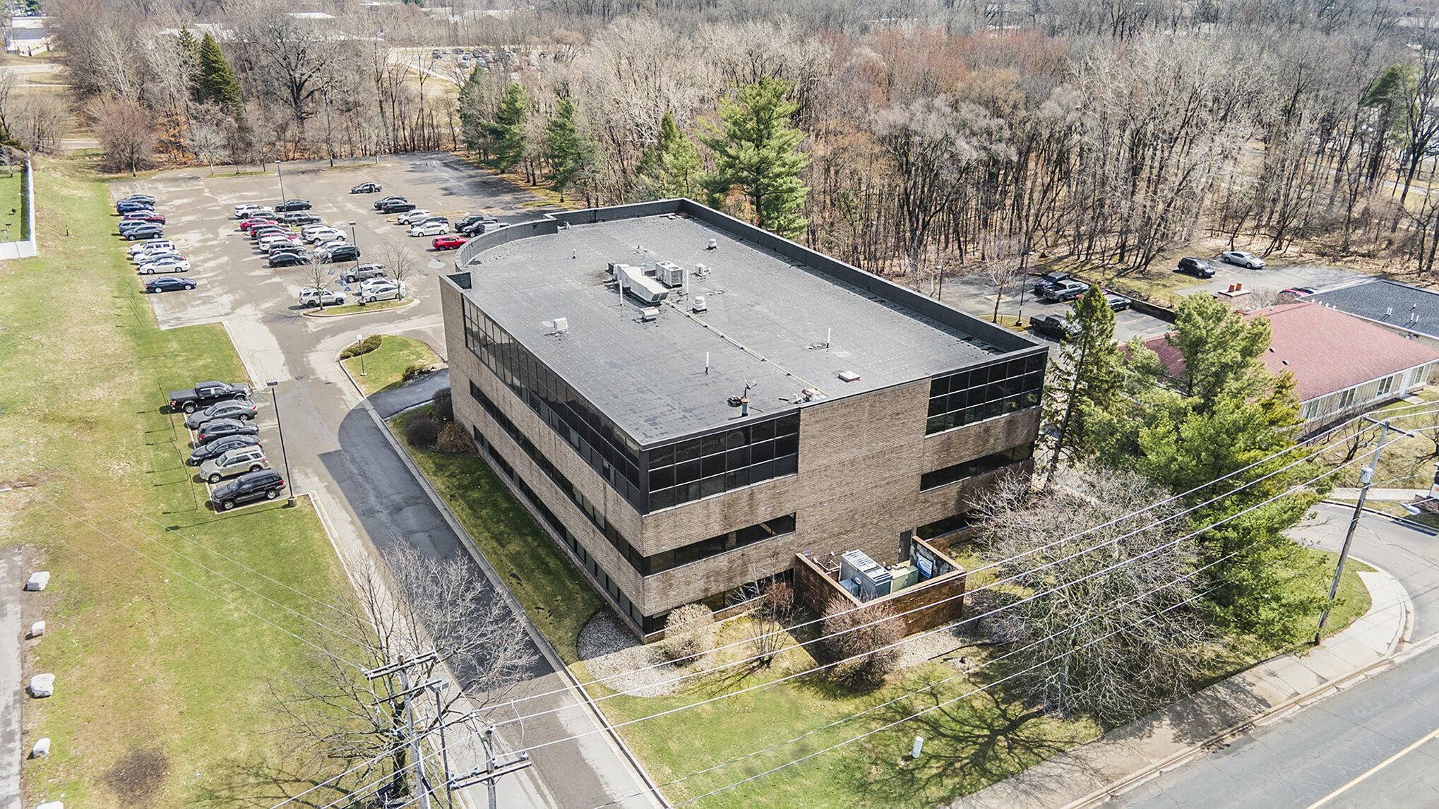 2845 Capital AVE SW #201, Battle Creek City, MI 49015