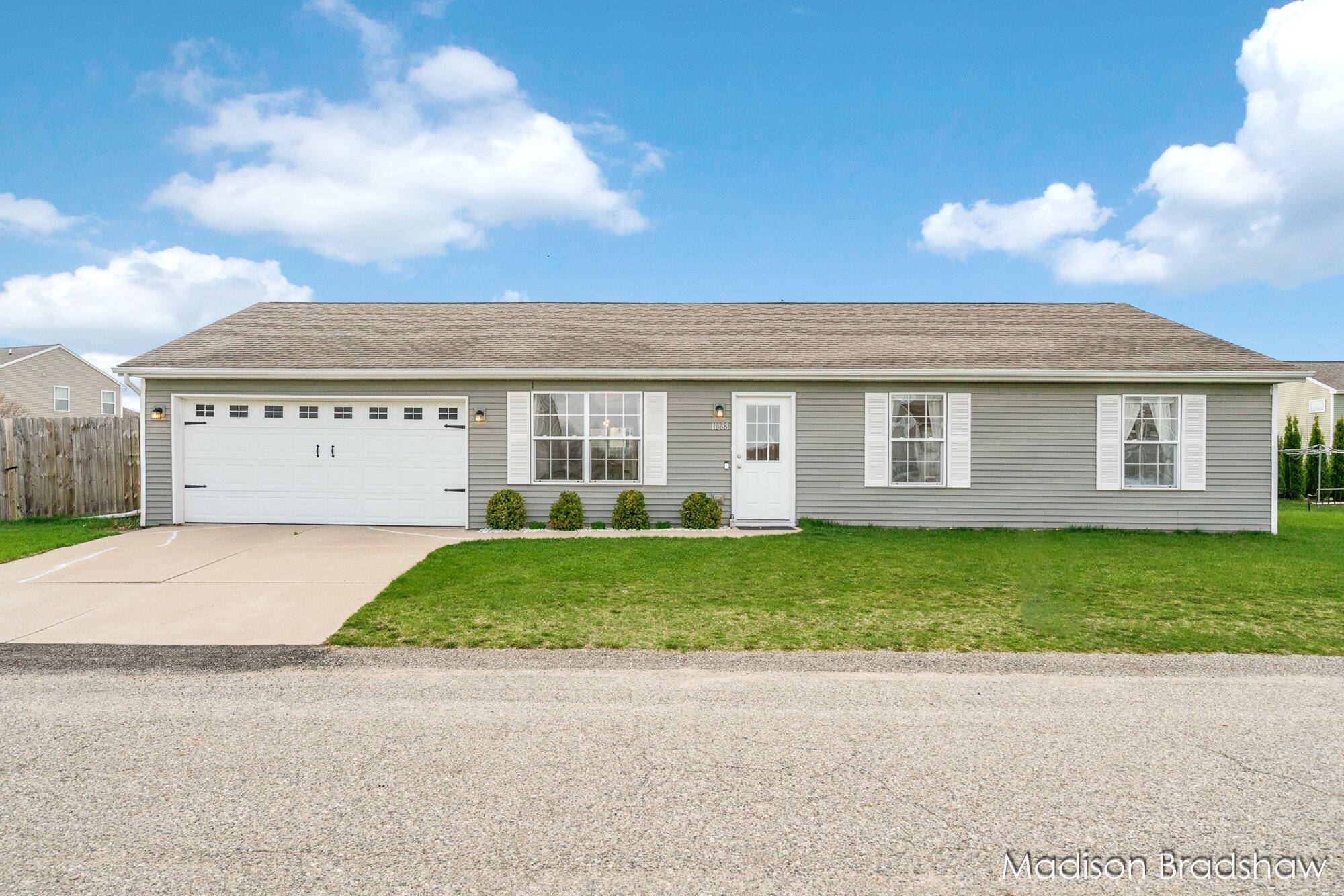 11688 Bear Meadows DR SE, Bowne Twp, MI 49302
