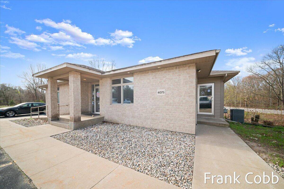 4075 Airline HWY, Norton Shores City, MI 49444