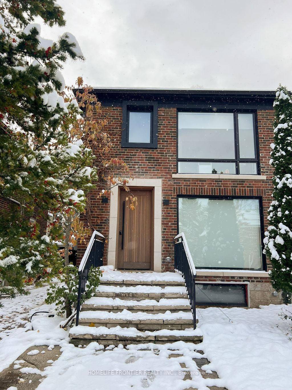 127 Glenvale BLVD, Toronto C11, ON M4G 2W1