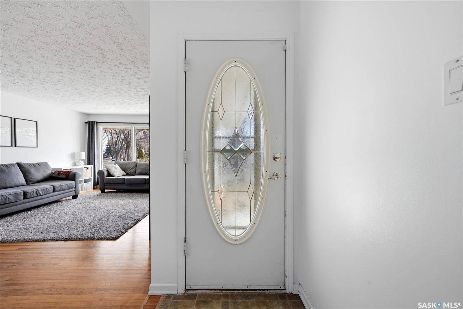 115 Knowles CRESCENT, Regina, SK S4S 4P3