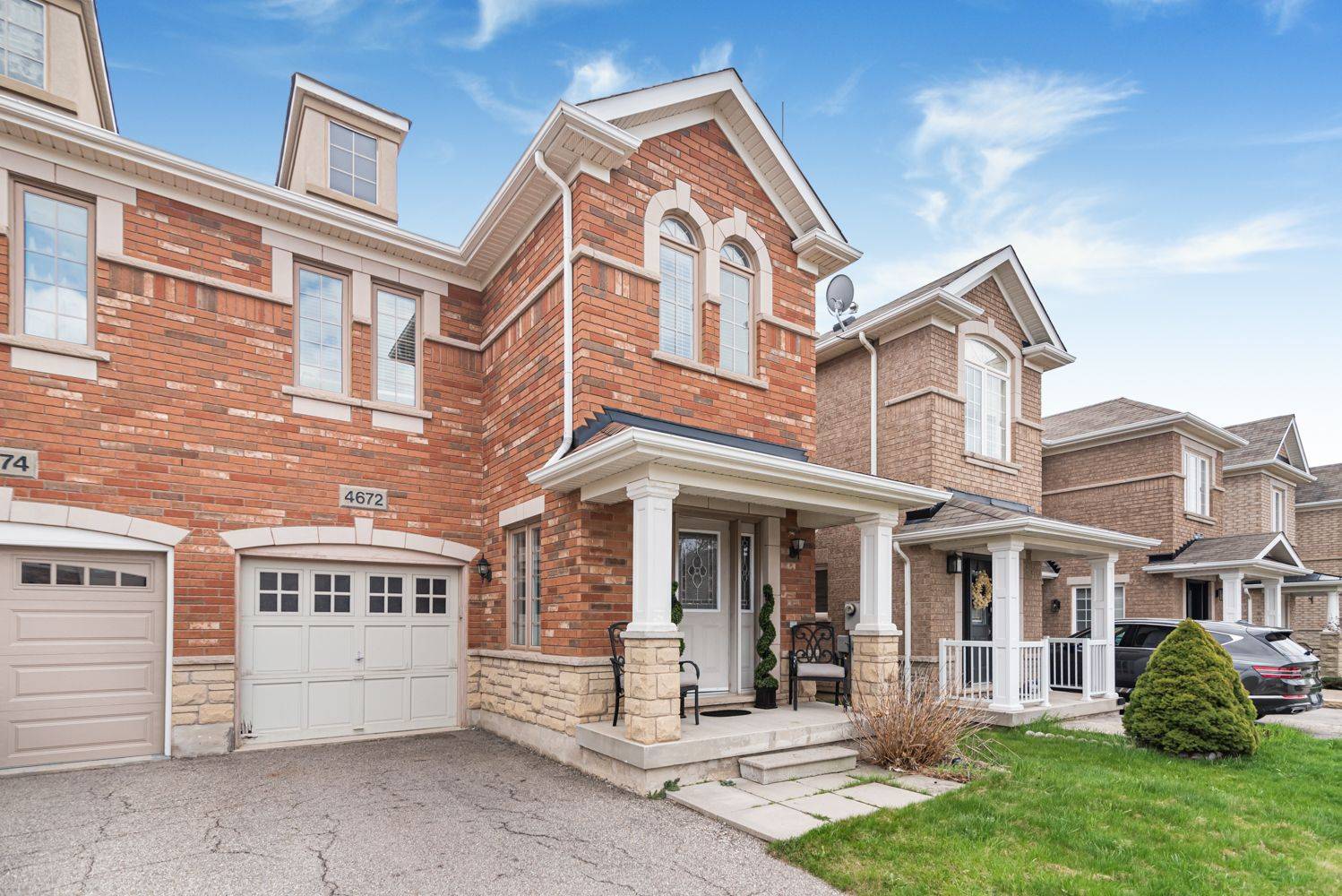 4672 Thomas Alton BLVD, Burlington, ON L7M 0G1