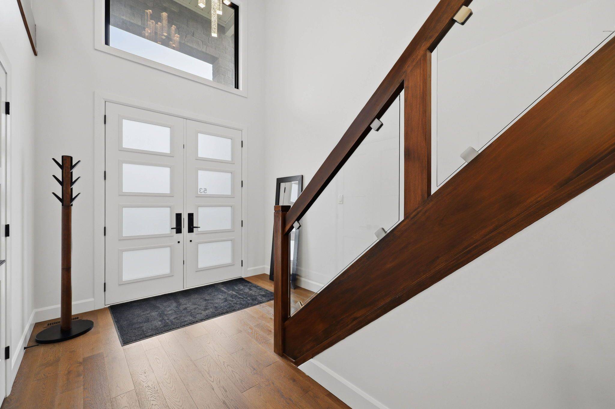 53 McNeil ST, Strathroy-caradoc, ON N0L 1W0