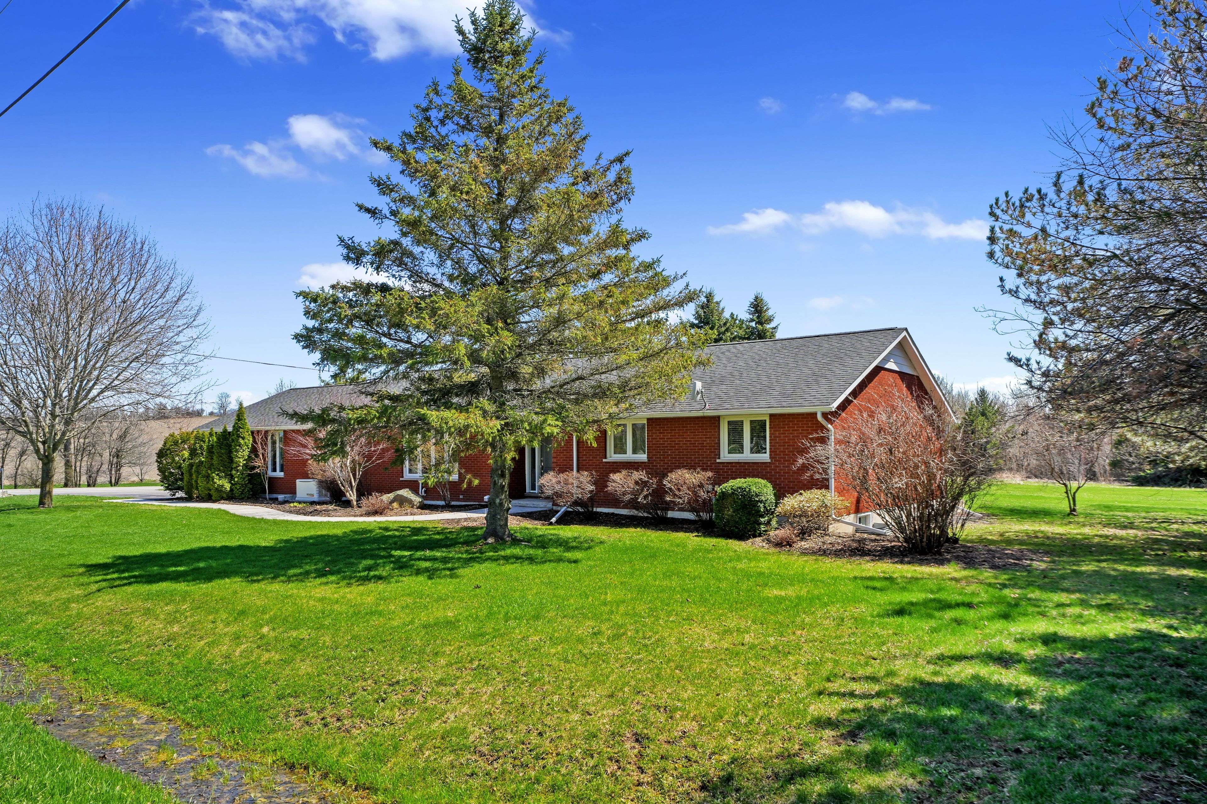 2764 Theatre RD S, Hamilton Township, ON K9A 4J7