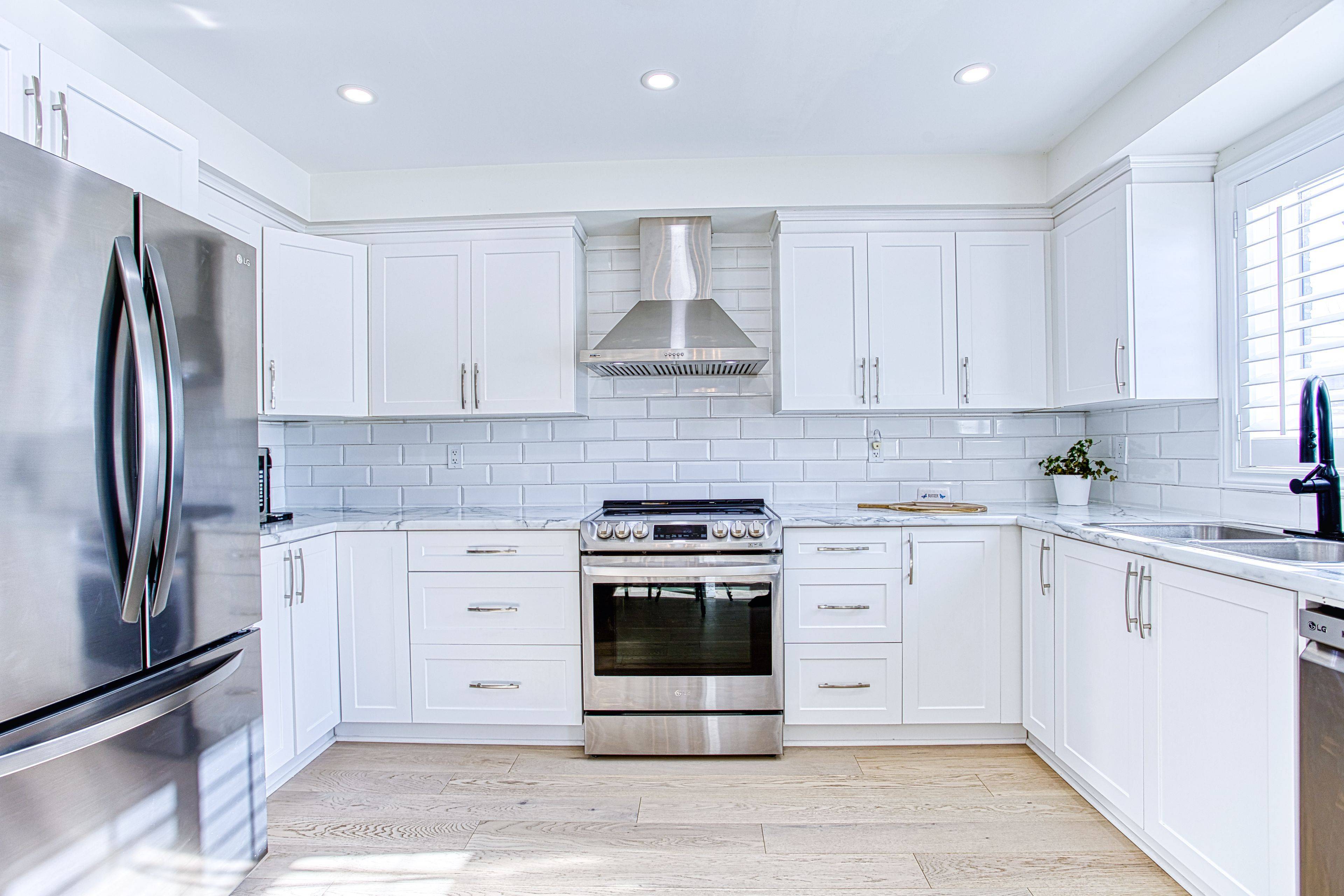 32 Hudson DR, Haldimand, ON N0A 1E0