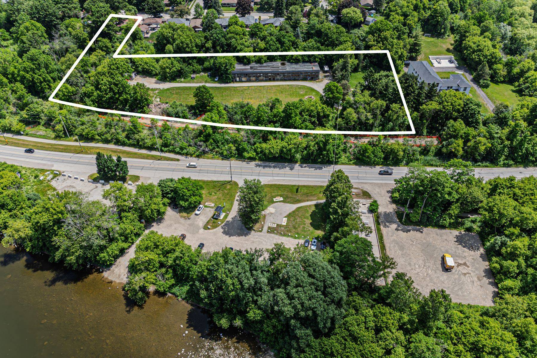 201 Water ST S, Cambridge, ON N1R 8N6