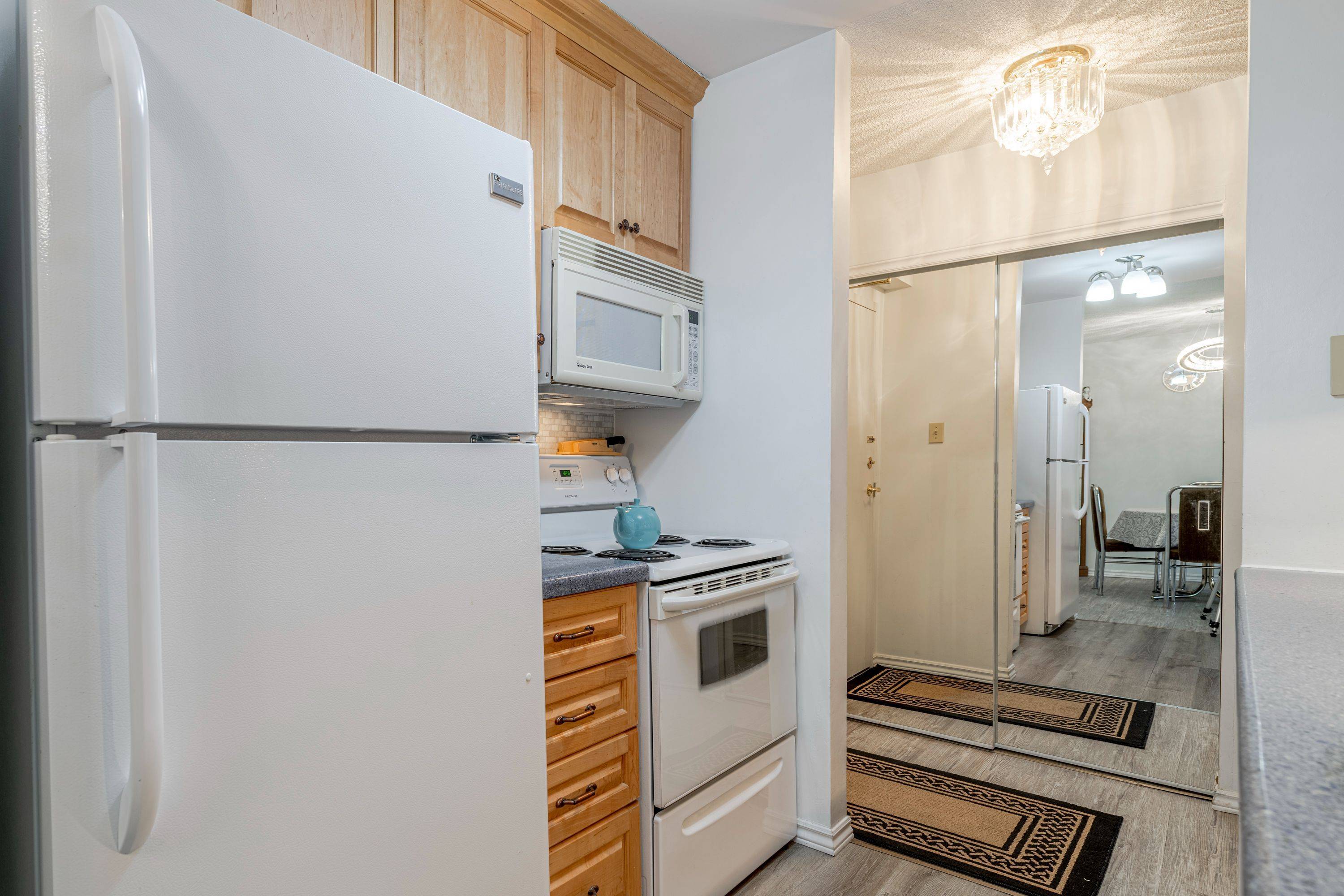 540 Talbot Place N/A #205, Gananoque, ON K7G 3C6