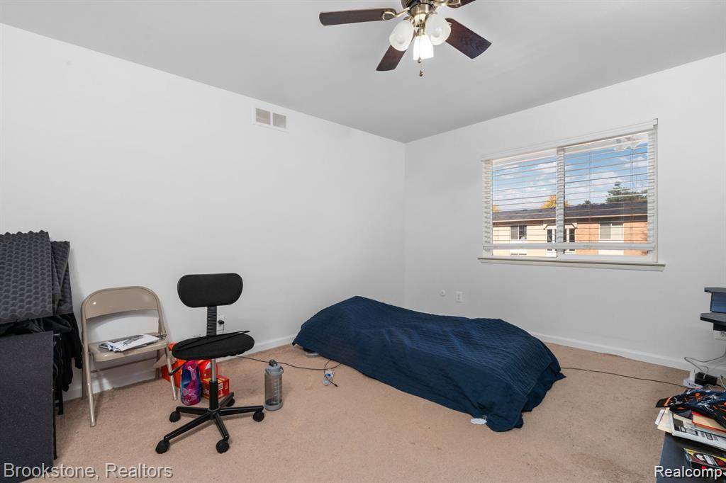 1965 Axtell DR #4, Troy, MI 48084