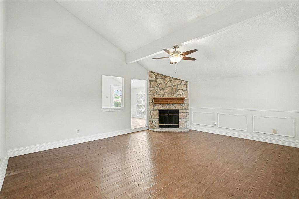 6721 Cherrytree Drive, Arlington, TX 76001