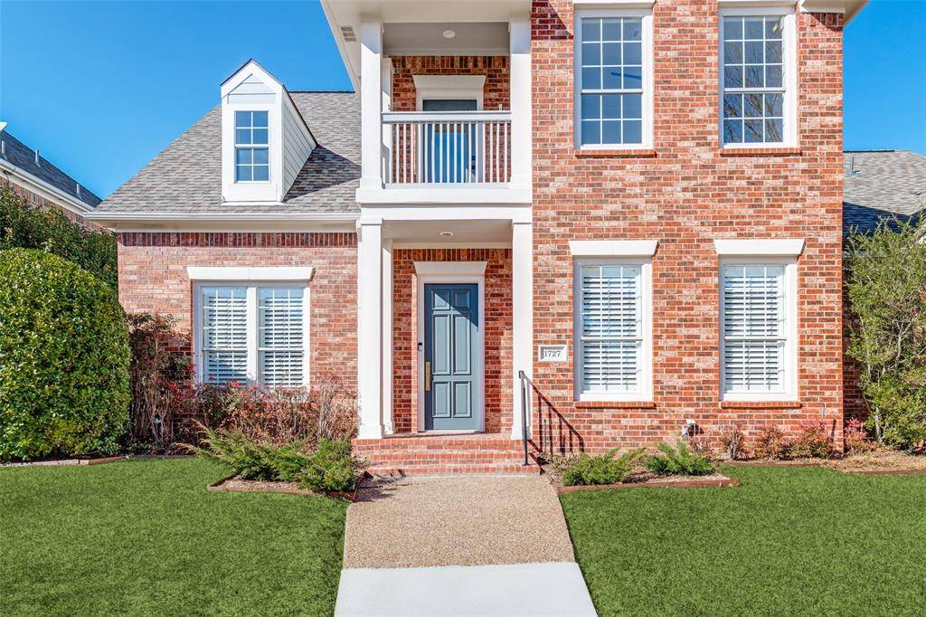 1727 E Branch Hollow Drive, Carrollton, TX 75007